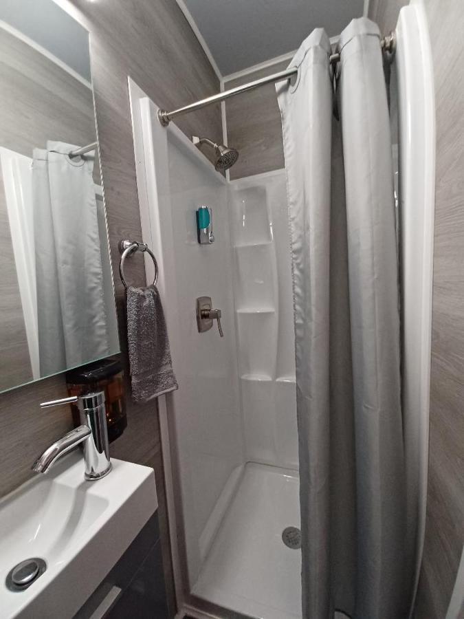 Chef Geir's Lagoon Sanctuary Apartment Savannah